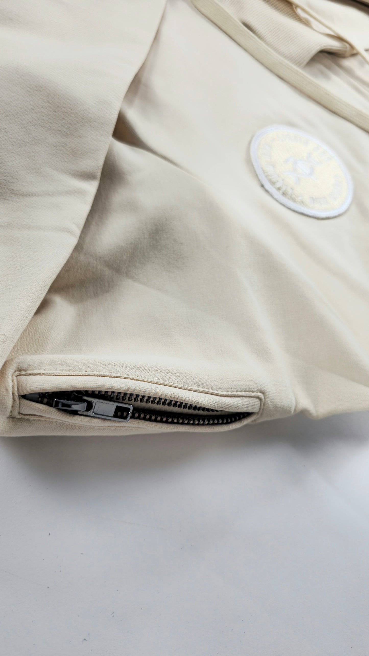 Liquid DNA Embroidery Tracksuit Cream