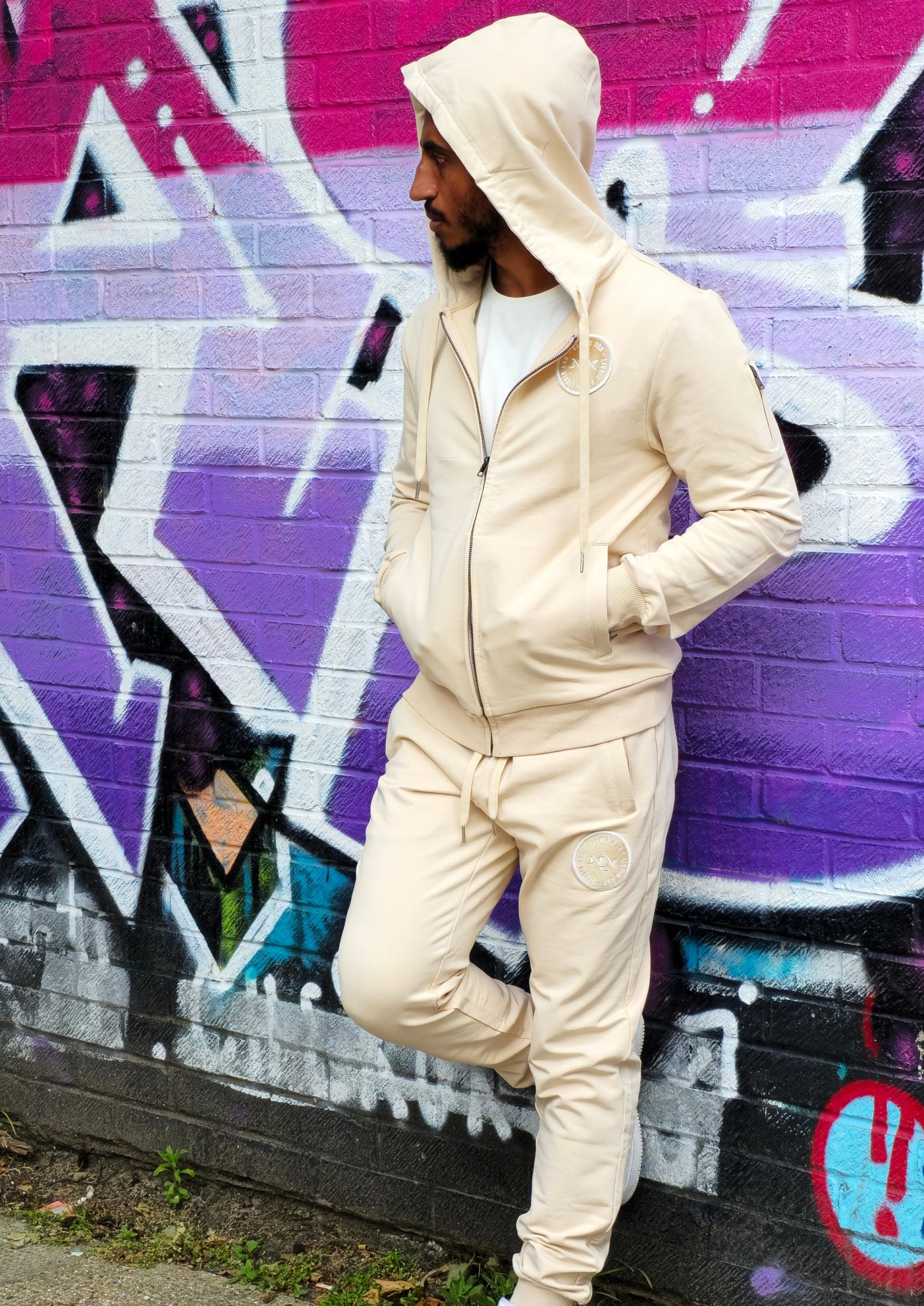 Liquid DNA Embroidery Tracksuit Cream